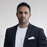 Siavash Gholami – Web Designer & UI/UX Specialist